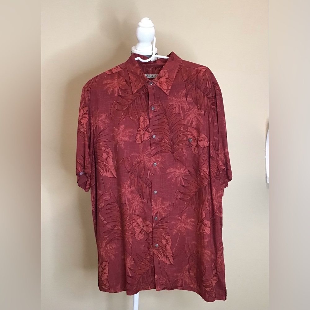 Batik Bay Men’s Button Down Short Sleeve Shirt